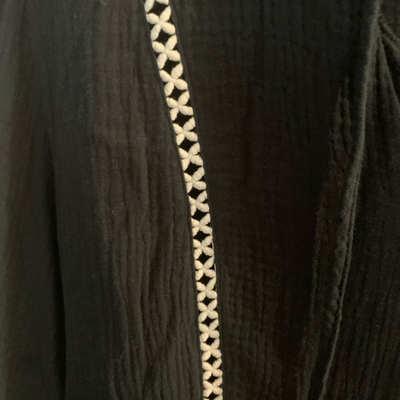 Elegant Black Women's Mini Dress - Picture 5 of 7